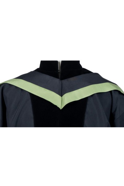 個人設計中大社會科學院学士畢業袍 綠色披肩長袍 畢業袍生產商DA295 45度照